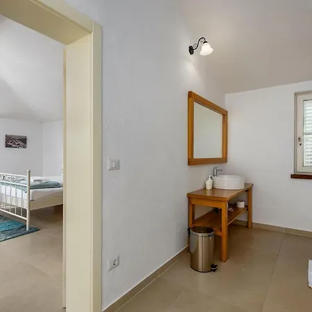 Bincila Labinci 펜션 *