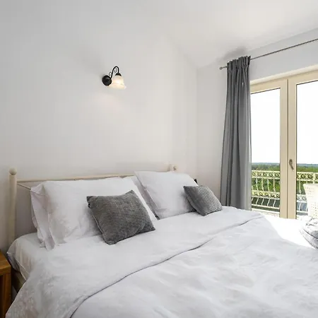 Holiday home Bincila Labinci