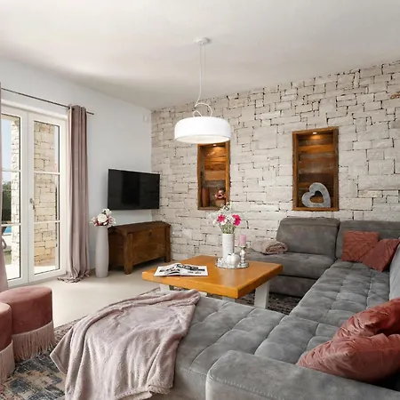 Bincila Labinci Holiday home