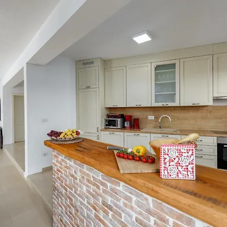 別荘 Bincila Labinci ポレッチ