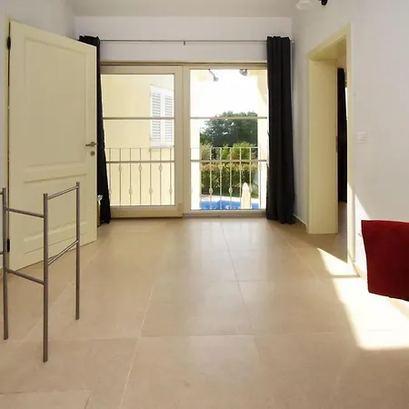 Bincila Labinci Holiday home *