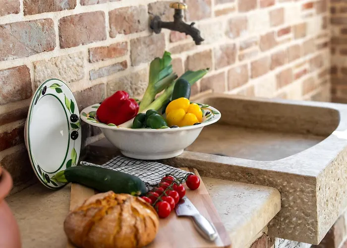 Nyaraló Bincila Labinci *